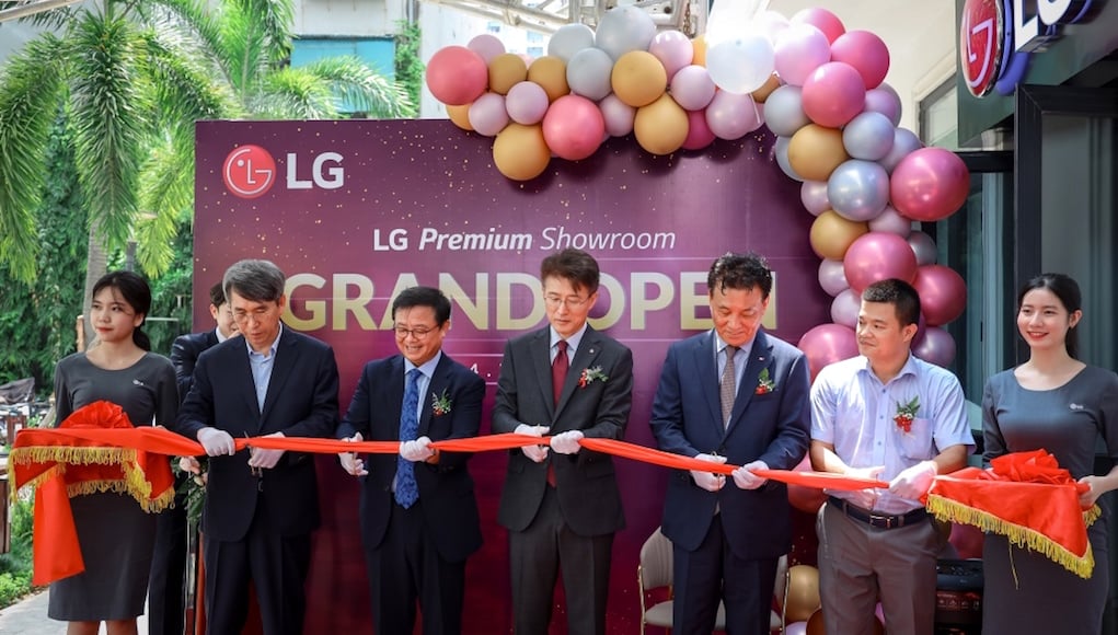 Khai trương LG Premium Showroom tại Hà Nội