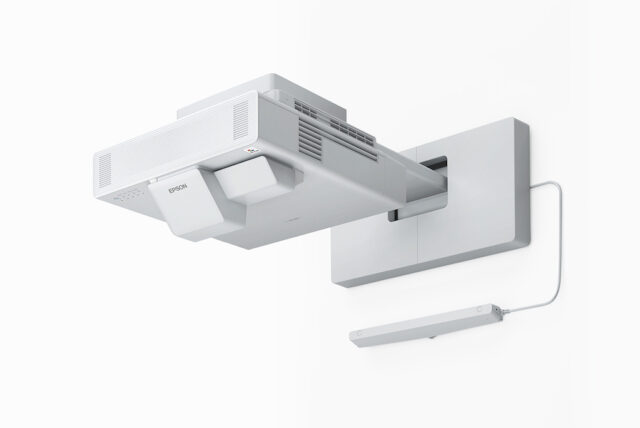 Epson ra mắt máy chiếu tương tác siêu gần EB-1485Fi Epson ra mắt máy chiếu tương tác siêu gần EB-1485Fi