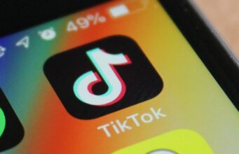 Mỹ cân nhắc cấm TikTok và các ứng dụng mạng xã hội Trung Quốc Mỹ cân nhắc cấm TikTok và các ứng dụng mạng xã hội Trung Quốc