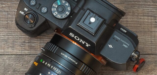 Phóng viên AP được độc quyền sử dụng máy ảnh Sony từ bây giờ
