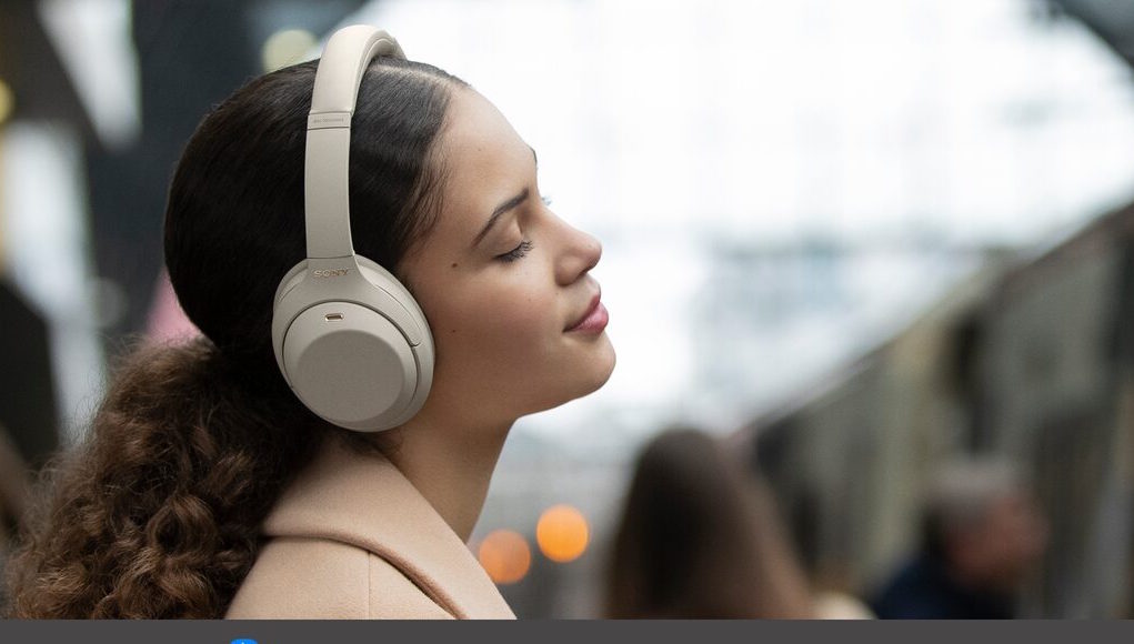 Sony ra mắt tai nghe chống ồn WH-1000XM4
