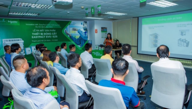 Schneider Electric ra mắt bộ giải pháp EasyPact cho nhà sản xuất tủ điện Schneider Electric ra mắt bộ giải pháp EasyPact cho nhà sản xuất tủ điện