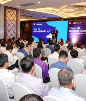 Sở GD-ĐT TP.HCM cùng Microsoft tổ chức “Ngày Hội Công nghệ Giáo dục” Sở GD-ĐT TP.HCM cùng Microsoft tổ chức “Ngày Hội Công nghệ Giáo dục”