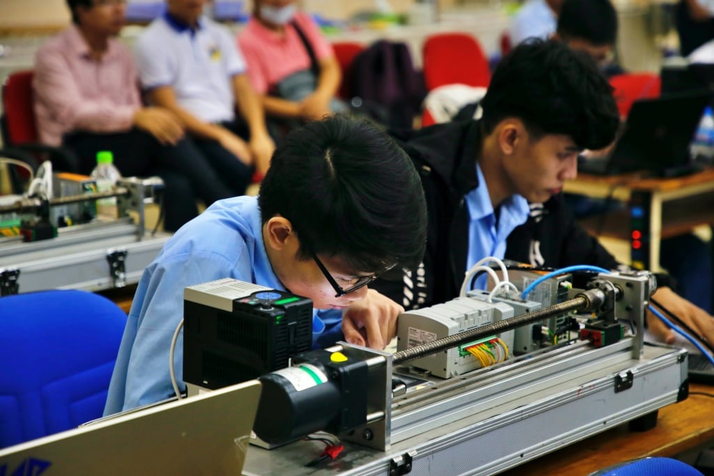 Vòng chung kết Cuộc thi Tự động hóa lần thứ 2 năm 2020 Vòng chung kết Cuộc thi Tự động hóa lần thứ 2 năm 2020