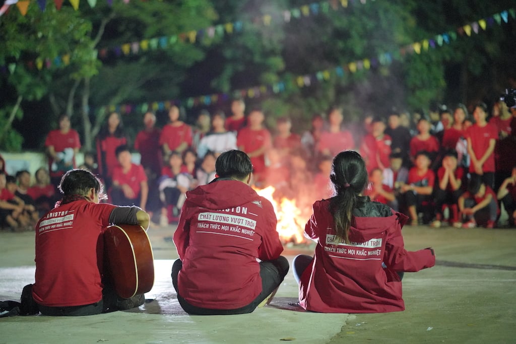 Biệt đội Ariston mang 30 máy nước nóng trao tặng 1000 học sinh huyện Hoàng Su Phì