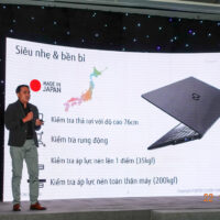 Ra mắt laptop siêu mỏng nhẹ Fujitsu UH-X, giá từ 29,9 triệu đồng