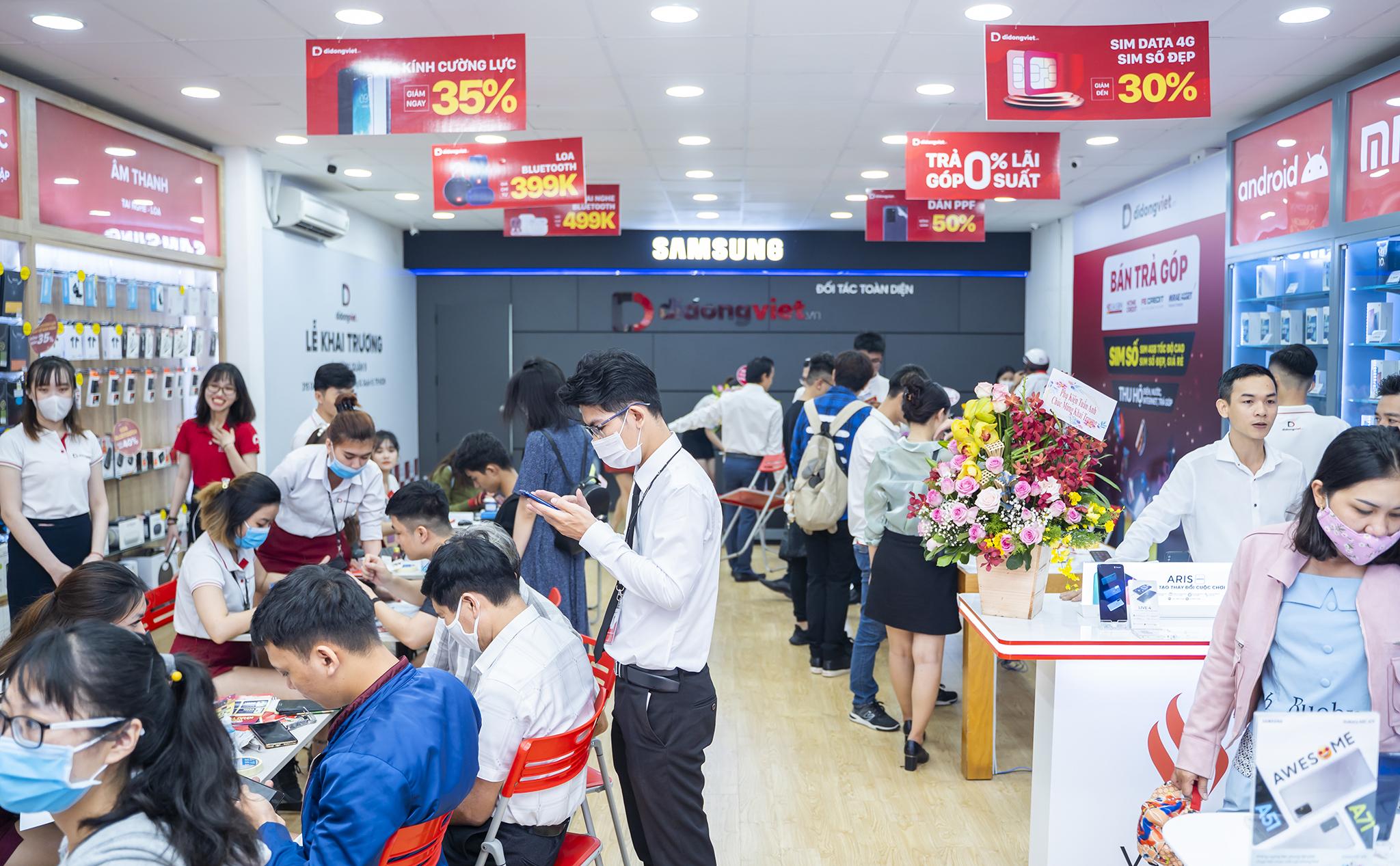 Người dùng chờ Tết để mua iPhone giá tốt Người dùng chờ Tết để mua iPhone giá tốt