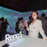 OPPO Reno5 chính thức ra mắt với hai màu, giá 8,7 triệu đồng