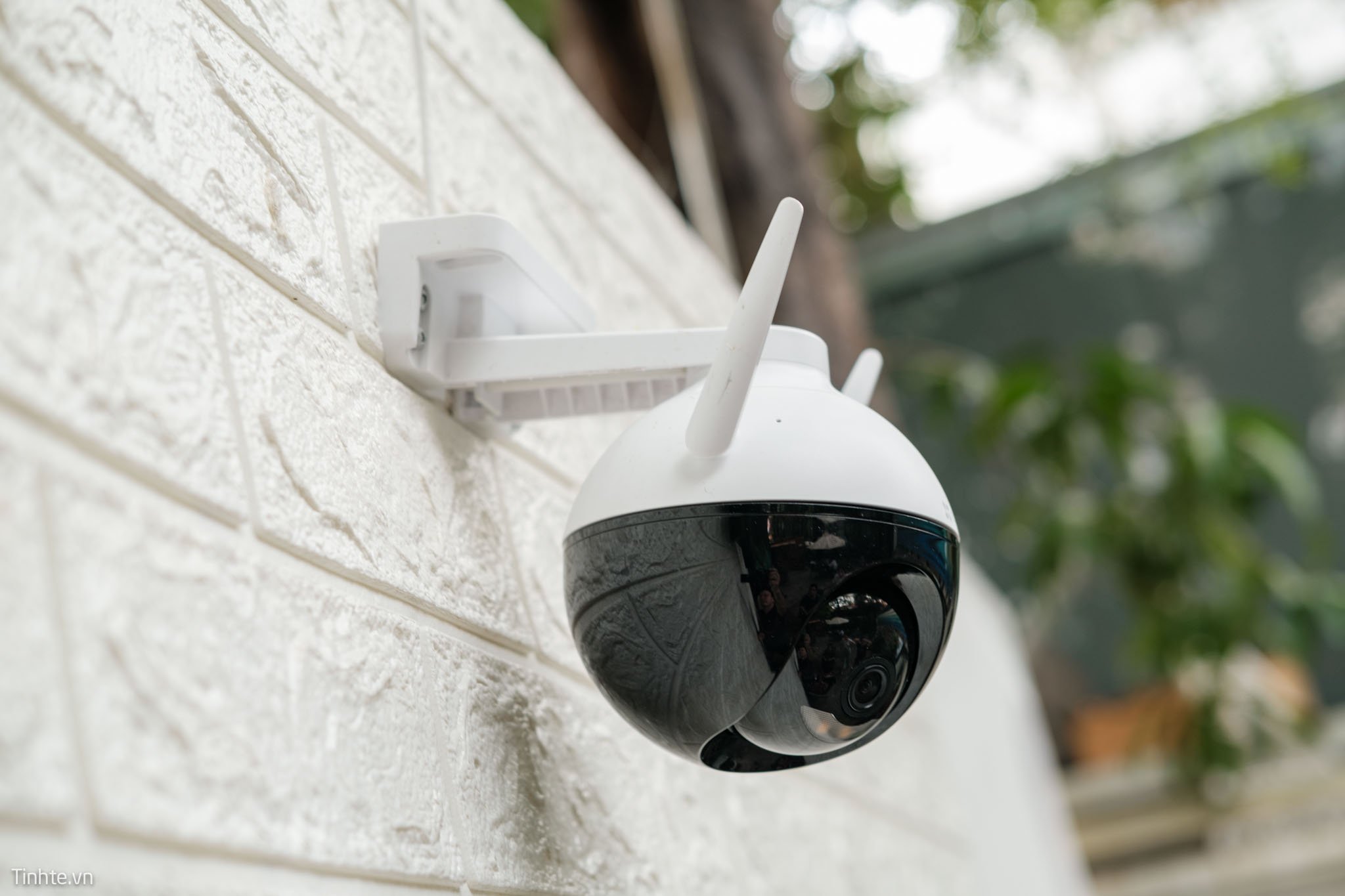 Trải nghiệm camera ngoài trời EZVIZ C8C: camera 360 độ, khả năng quay quét đêm tốt Trải nghiệm camera ngoài trời EZVIZ C8C: camera 360 độ, khả năng quay quét đêm tốt