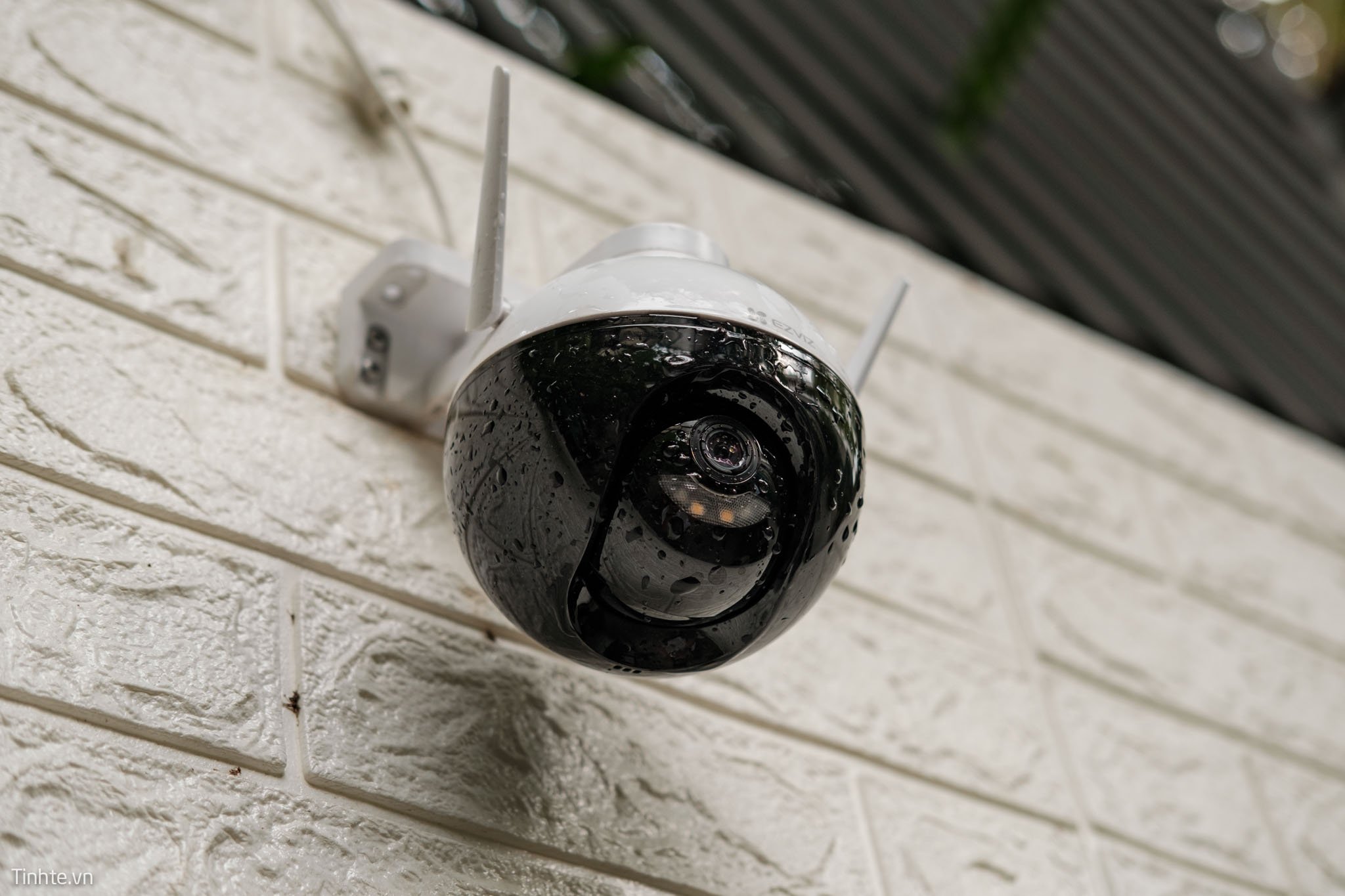 Trải nghiệm camera ngoài trời EZVIZ C8C: camera 360 độ, khả năng quay quét đêm tốt Trải nghiệm camera ngoài trời EZVIZ C8C: camera 360 độ, khả năng quay quét đêm tốt