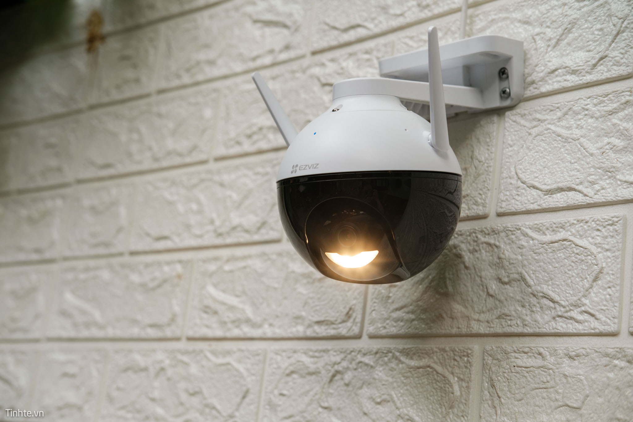 Trải nghiệm camera ngoài trời EZVIZ C8C: camera 360 độ, khả năng quay quét đêm tốt Trải nghiệm camera ngoài trời EZVIZ C8C: camera 360 độ, khả năng quay quét đêm tốt