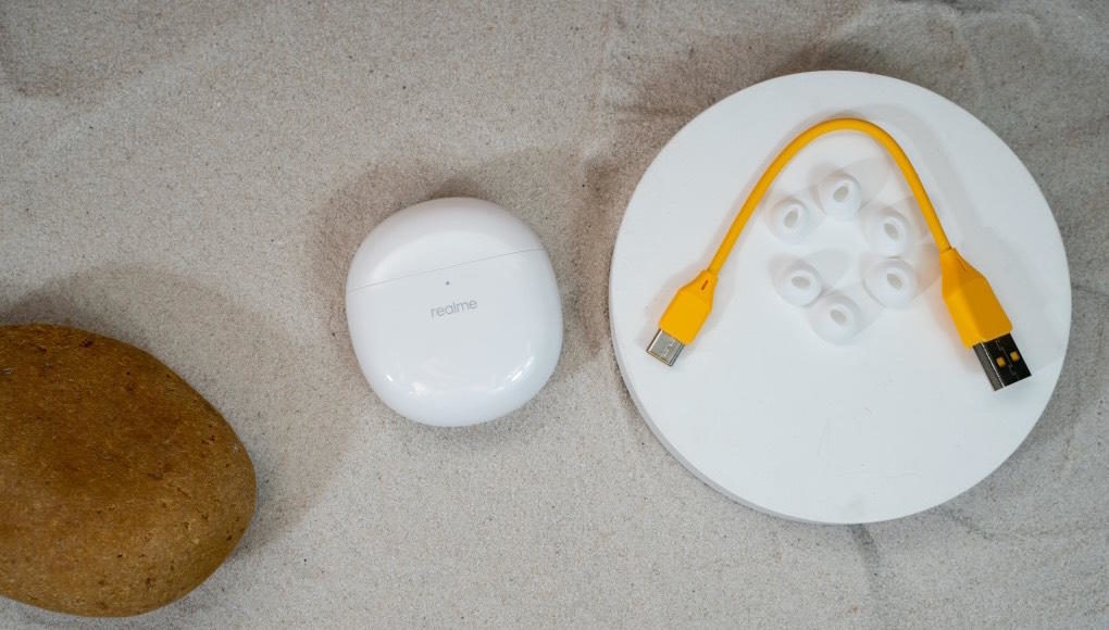 CellPhoneS bán độc quyền tai nghe Realme Buds Air Pro, đặt hàng tặng loa 1 triệu đồng