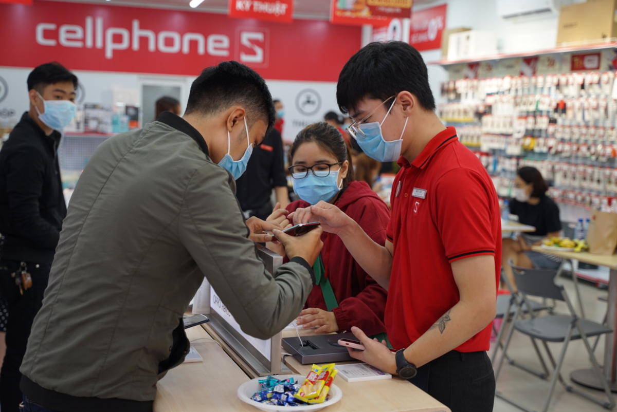 CellphoneS khai trương cửa hàng mới tại tỉnh Bình Dương 