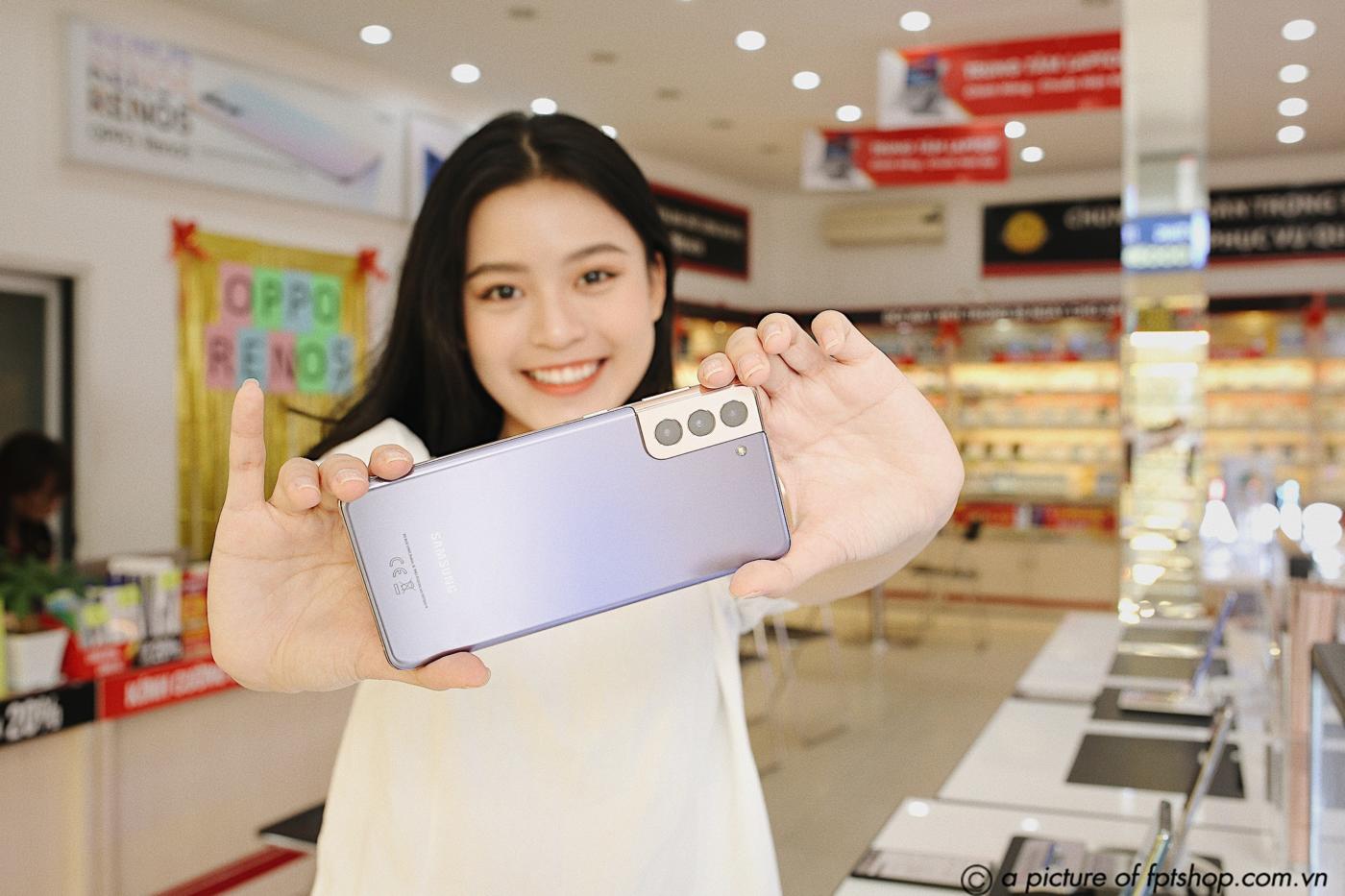 Khách hàng FPT Shop được dùng thử miễn phí Galaxy S21 Series trong 14 ngày