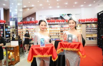 Tiễn Táo quân về trời, FPT Shop nhân đôi bảo hành cho ‘Táo Mỹ’