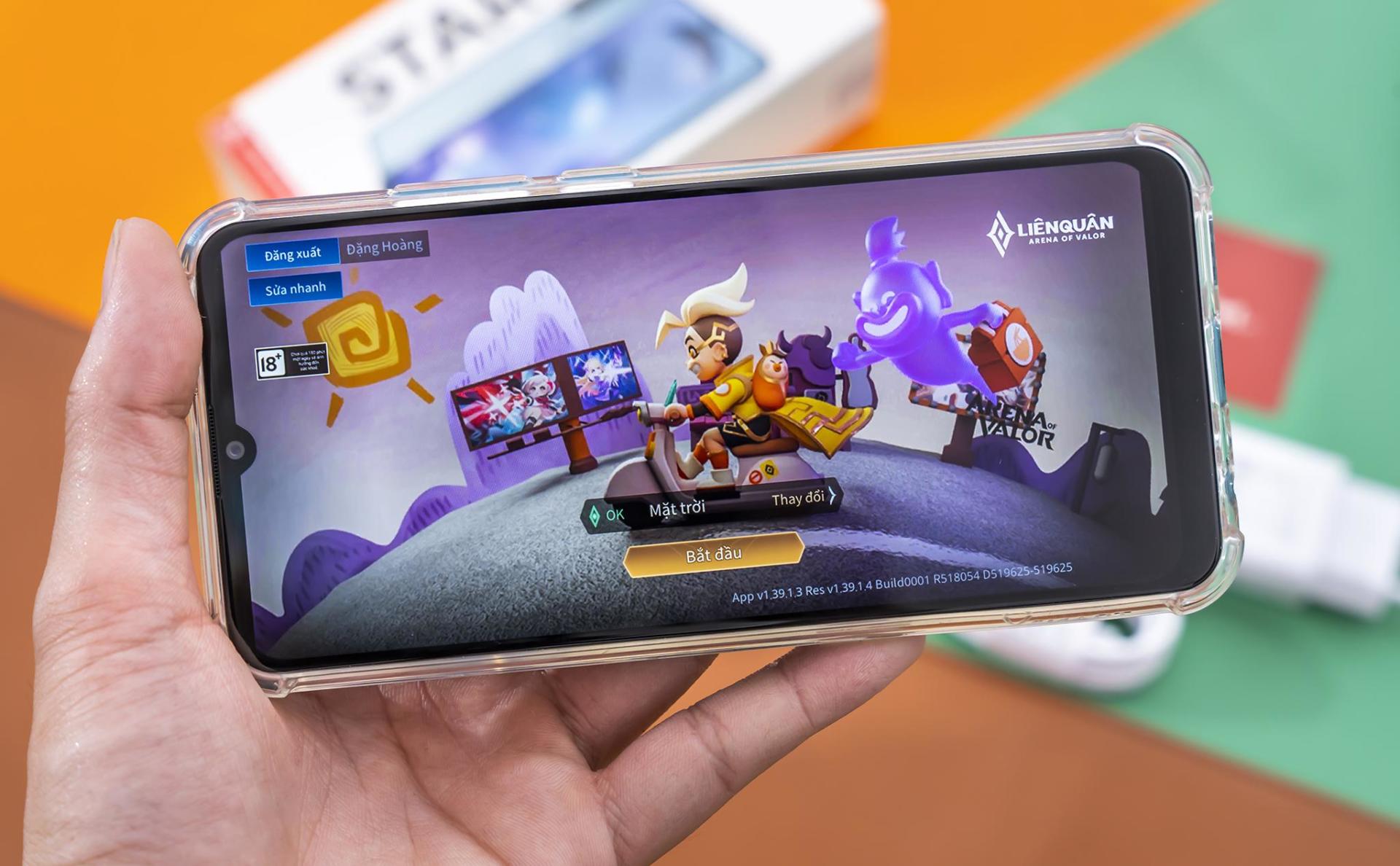 Di Động Việt mở bán Vsmart Star 5 giá 2,34 triệu đồng Di Động Việt mở bán Vsmart Star 5 giá 2,34 triệu đồng