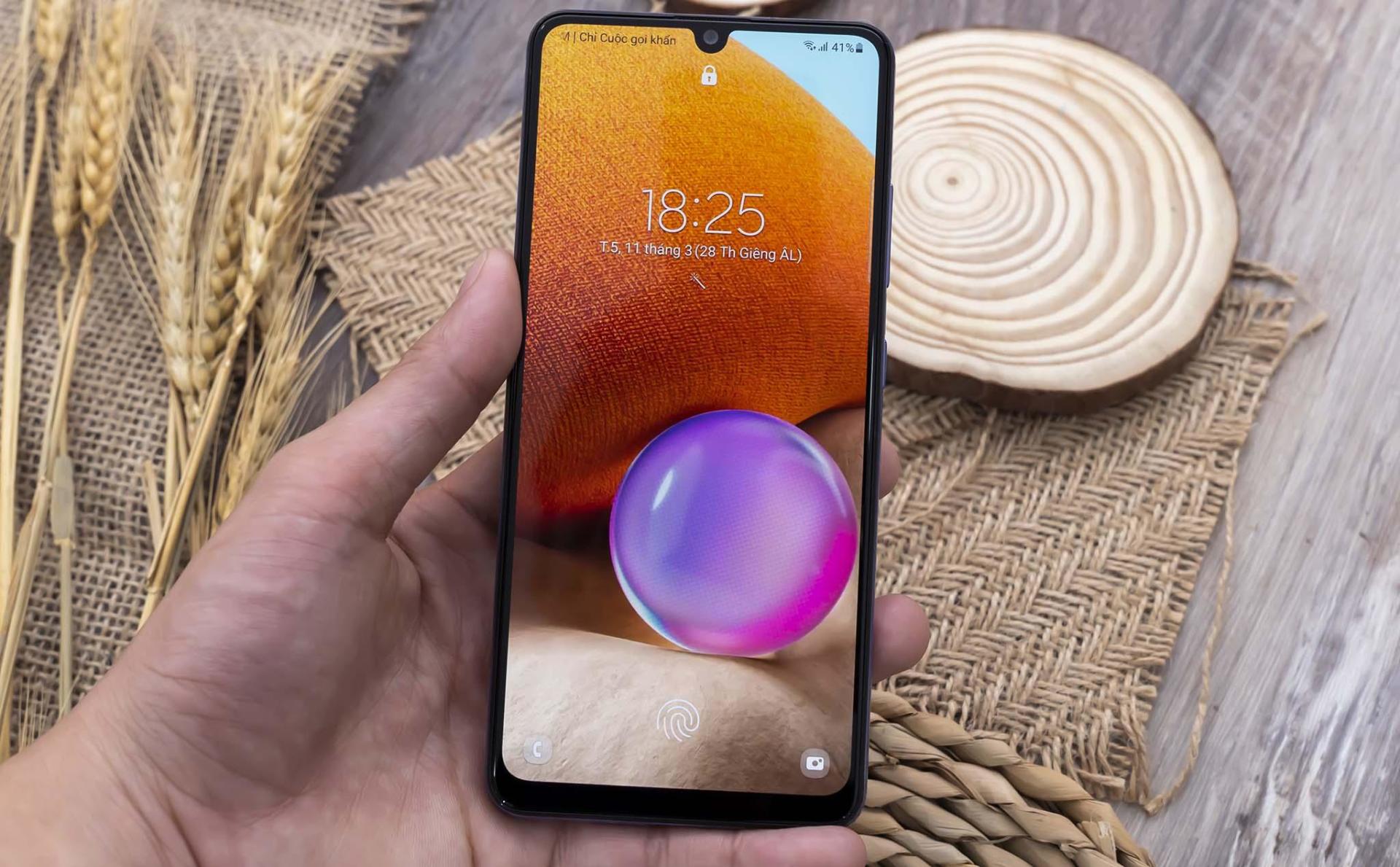 Di Động Việt mở bán Samsung Galaxy A32 giá từ 5,9 triệu Di Động Việt mở bán Samsung Galaxy A32 giá từ 5,9 triệu