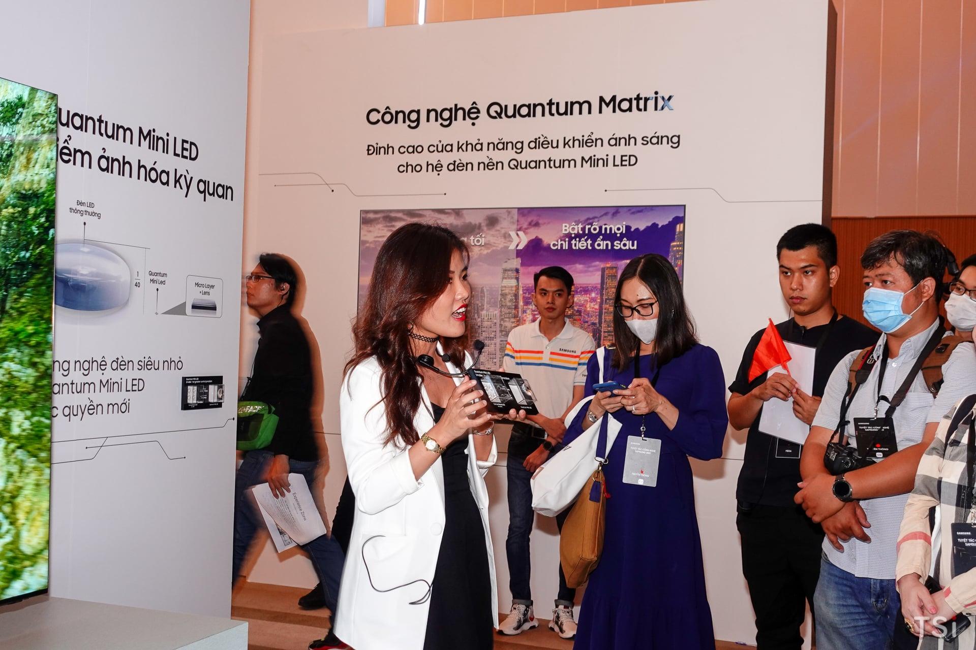Ra mắt TV Samsung Micro LED 2021 tại sự kiện 'tuyệt tác công nghệ'