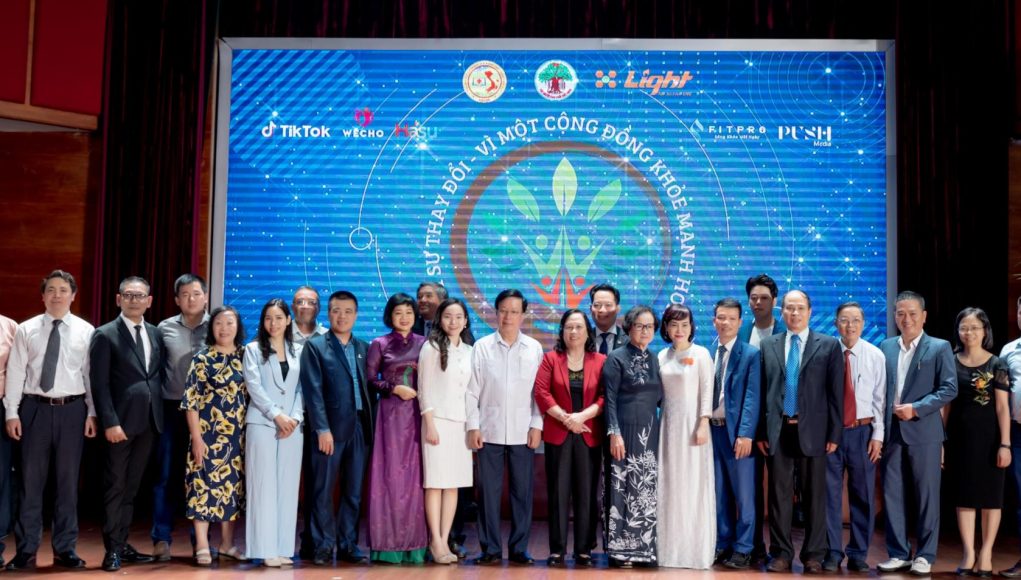 TikTok phối hợp cùng VACHE phát động chiến dịch The Change 2021