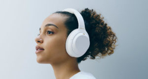 Sony ra mắt tai nghe WH-1000XM4 Silent White bản giới hạn