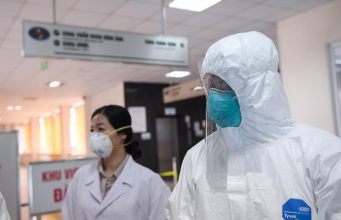 Bộ Y tế và nhiều địa phương khuyến cáo phòng, chống dịch Covid-19 trong dịp lễ