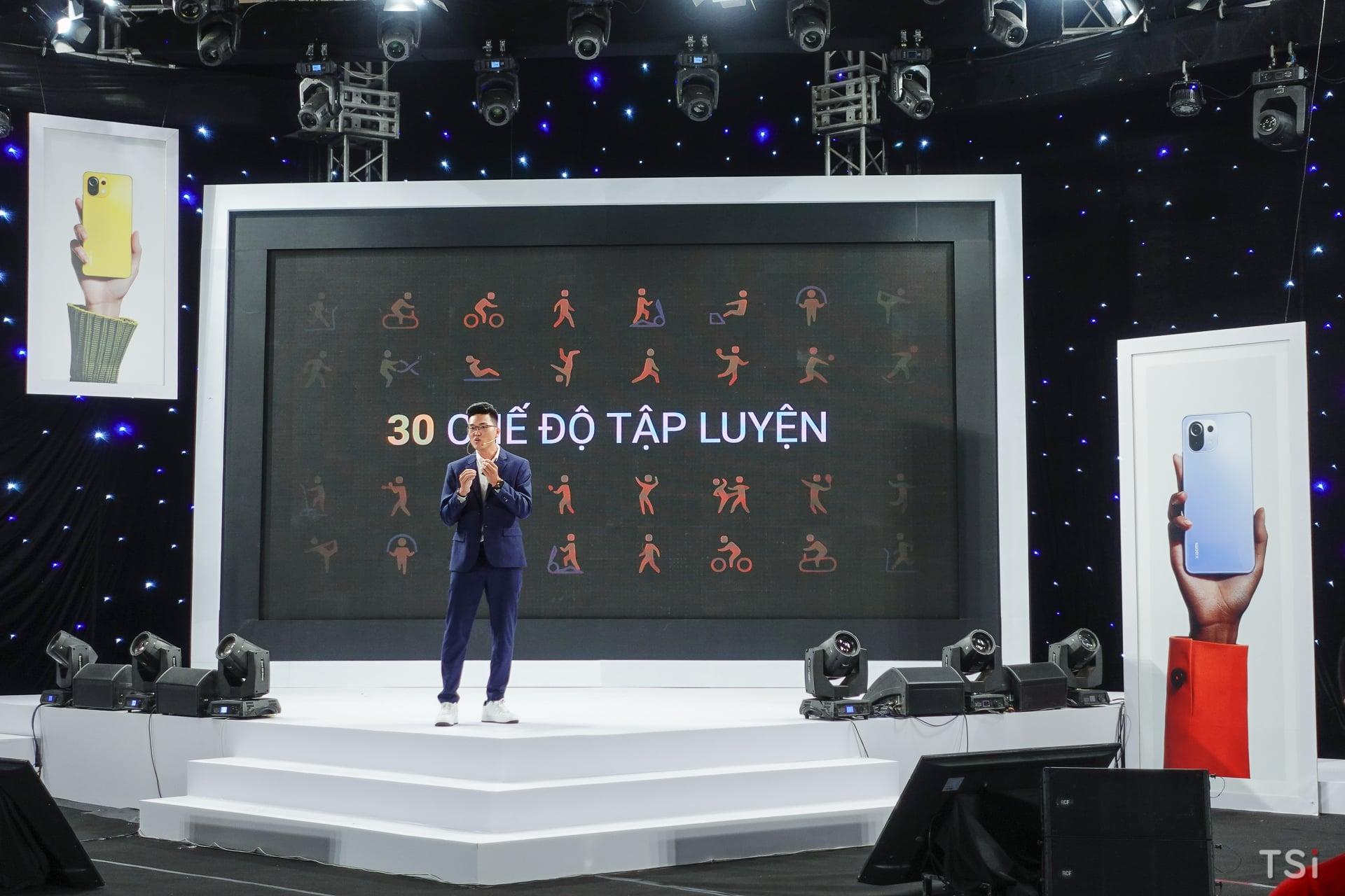 Xiaomi chính thức ra mắt Mi 11 Lite | Mi 11 Lite 5G cùng Mi Smart Band 6