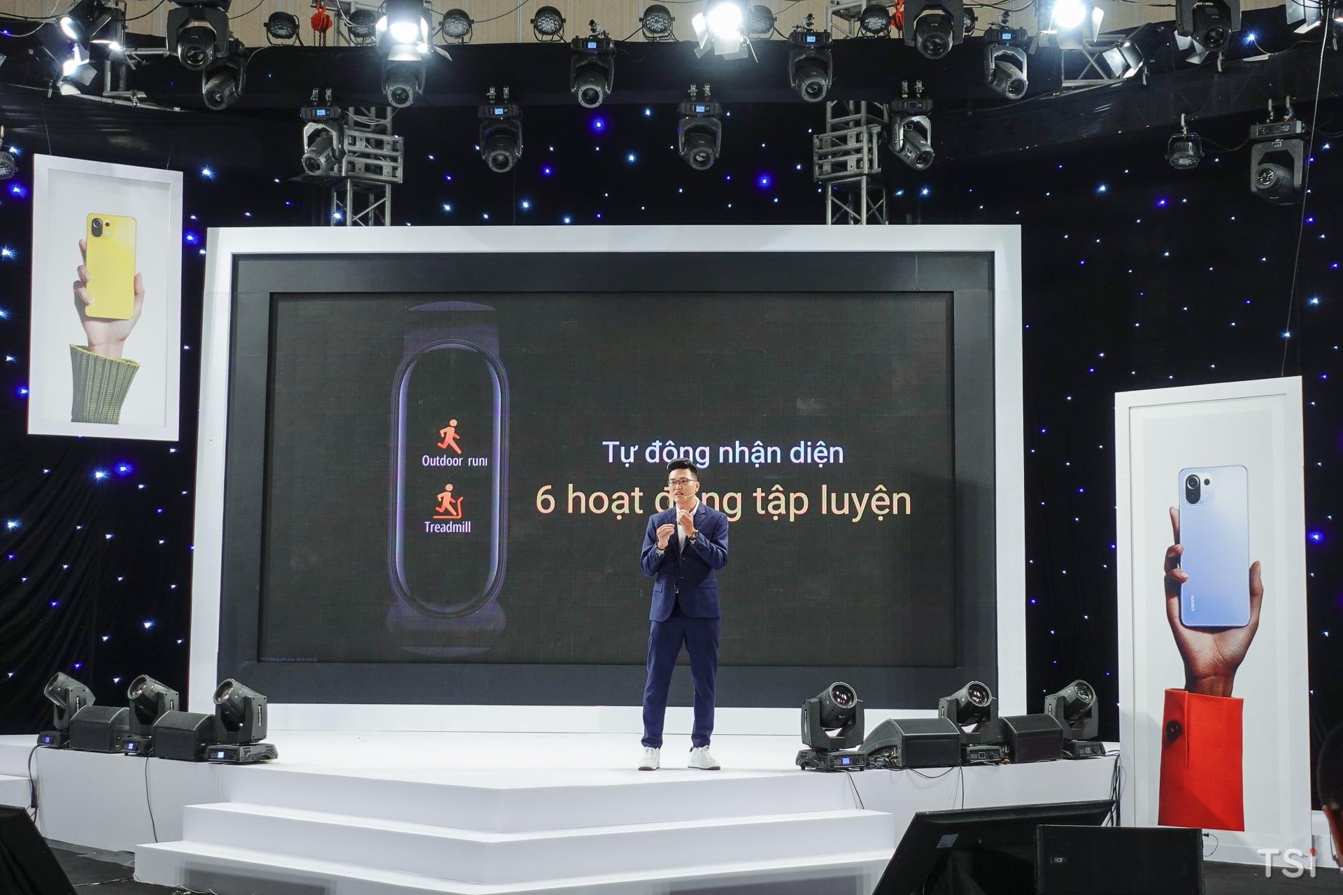 Xiaomi chính thức ra mắt Mi 11 Lite | Mi 11 Lite 5G cùng Mi Smart Band 6