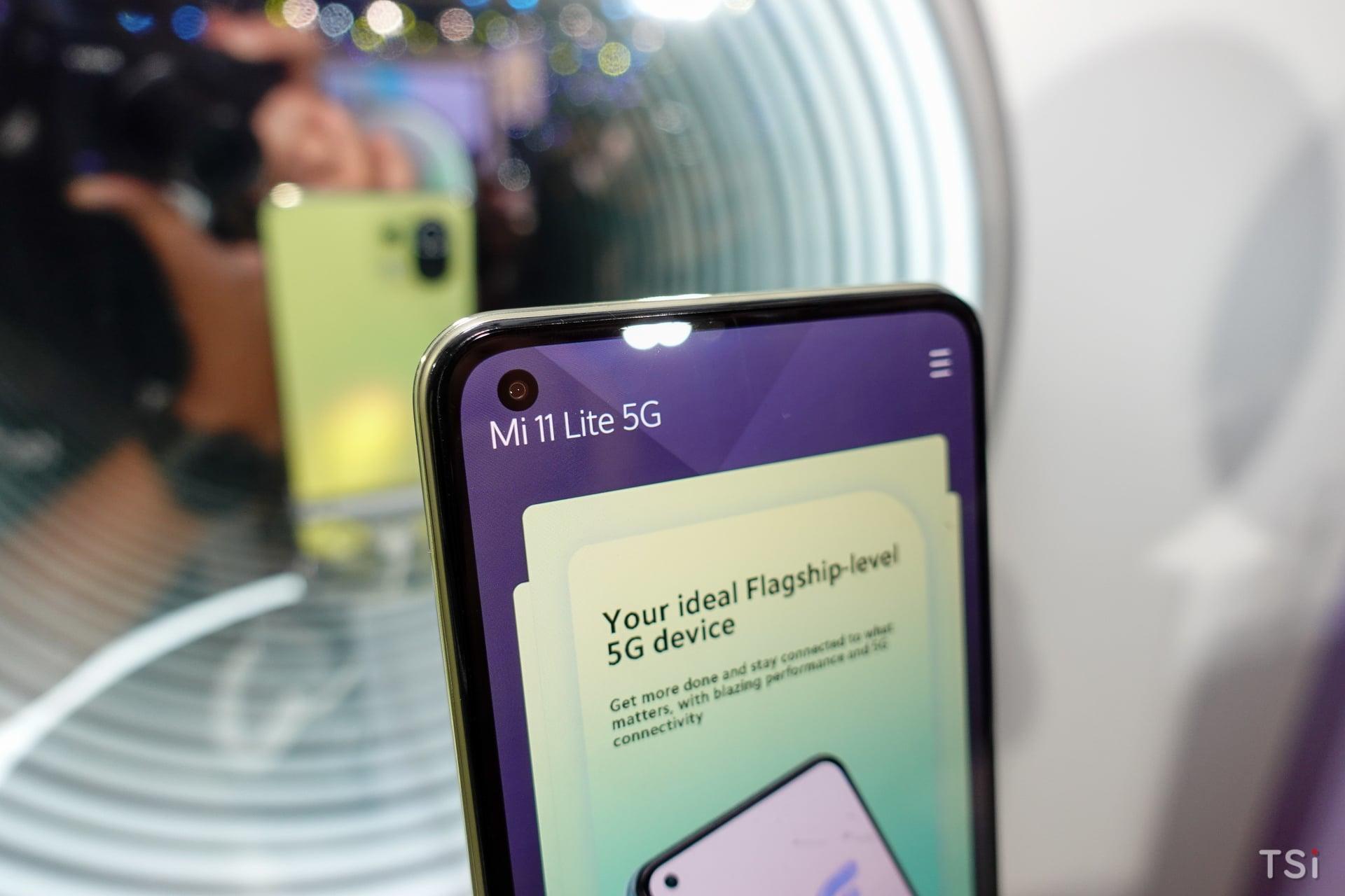 Xiaomi chính thức ra mắt Mi 11 Lite | Mi 11 Lite 5G cùng Mi Smart Band 6