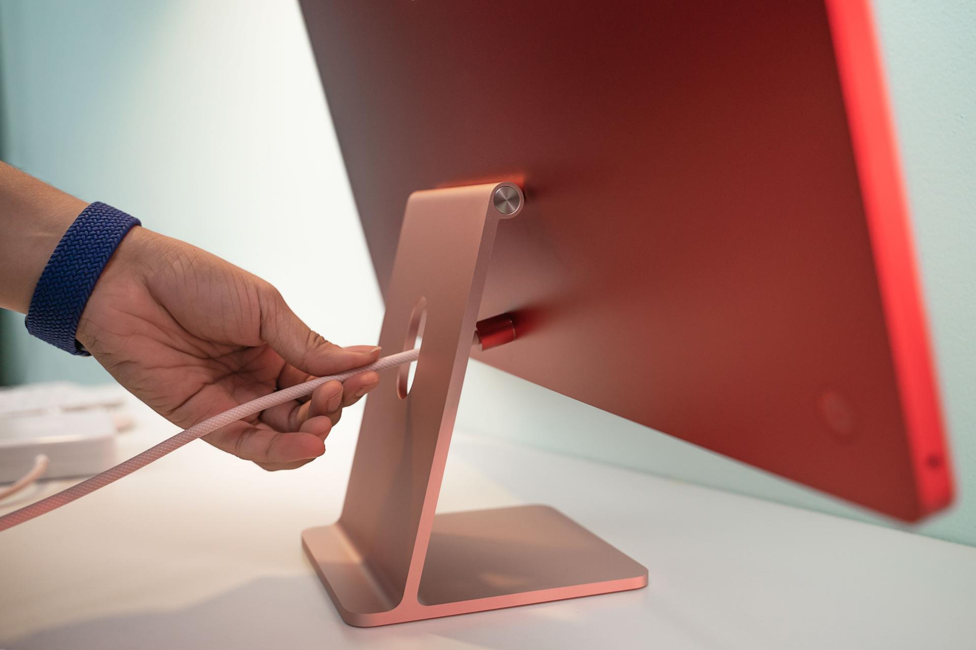 Ảnh thực tế iMac M1 2021: về Việt Nam giữa tháng 6, giá từ 33 triệu đồng
