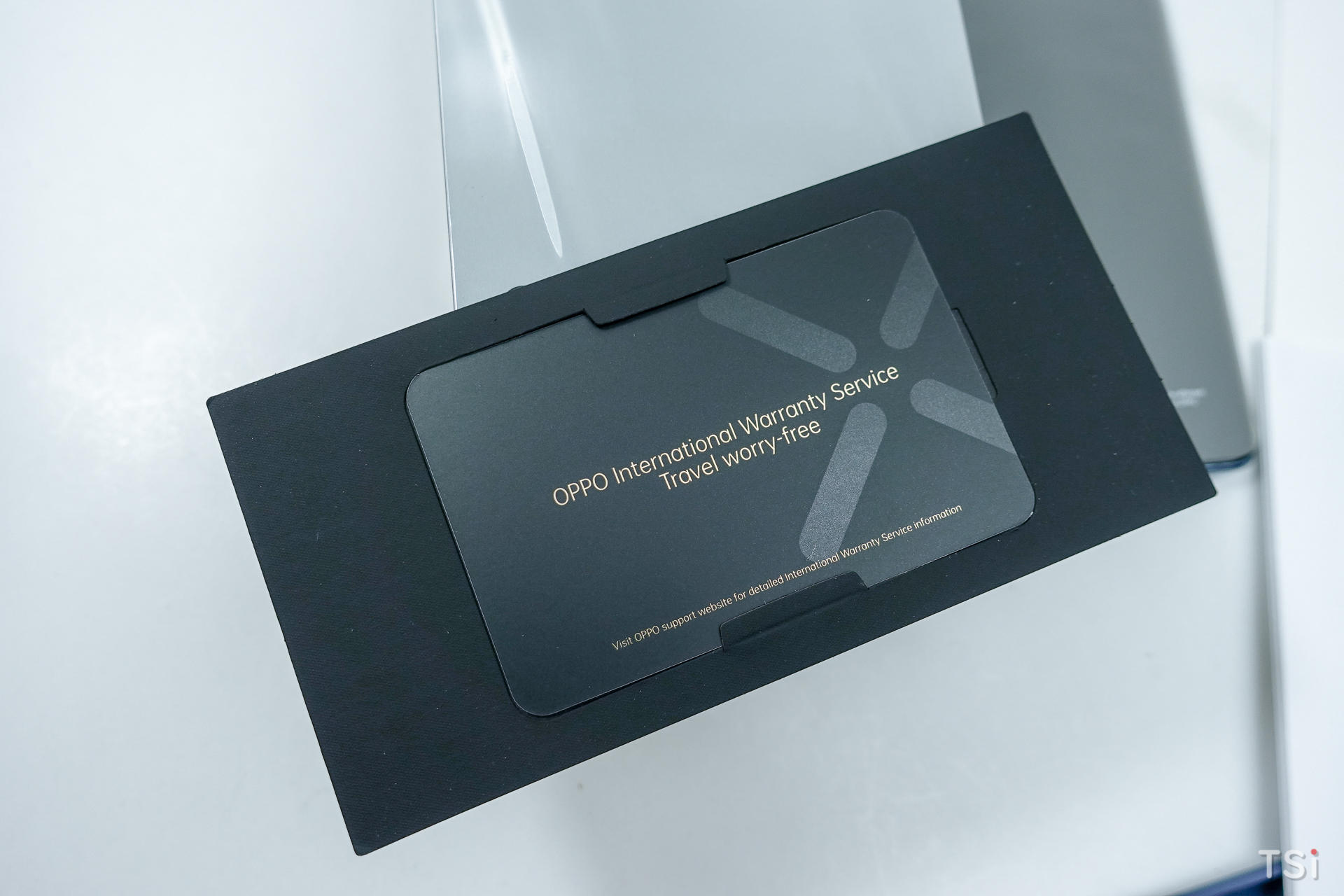 Mở hộp OPPO Find X3 Pro 5G, flagship với bộ tứ camera độc đáo nhất