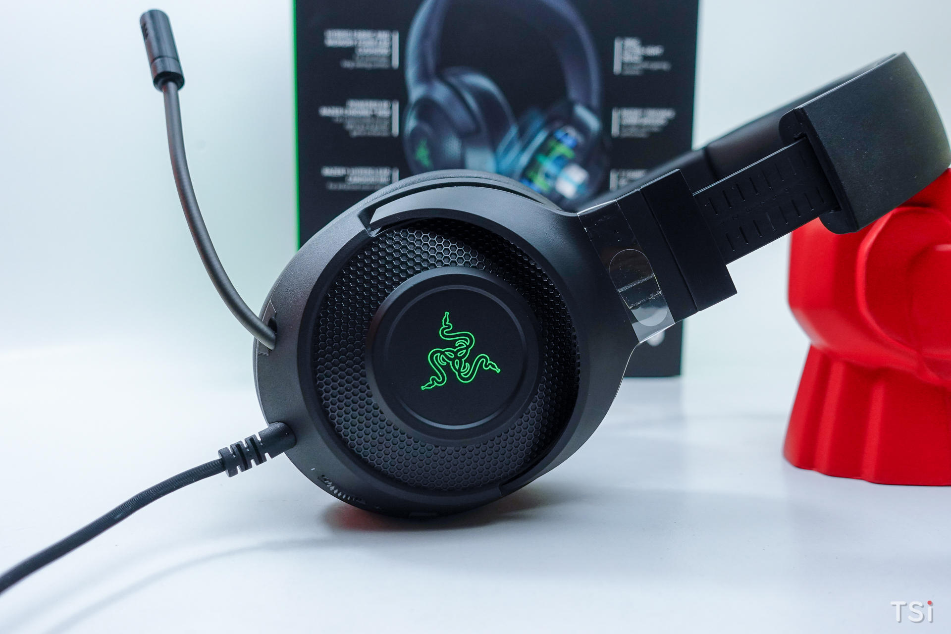 Đánh giá tai nghe Razer Kraken V3 X: nhẹ, phù hợp cho game thủ