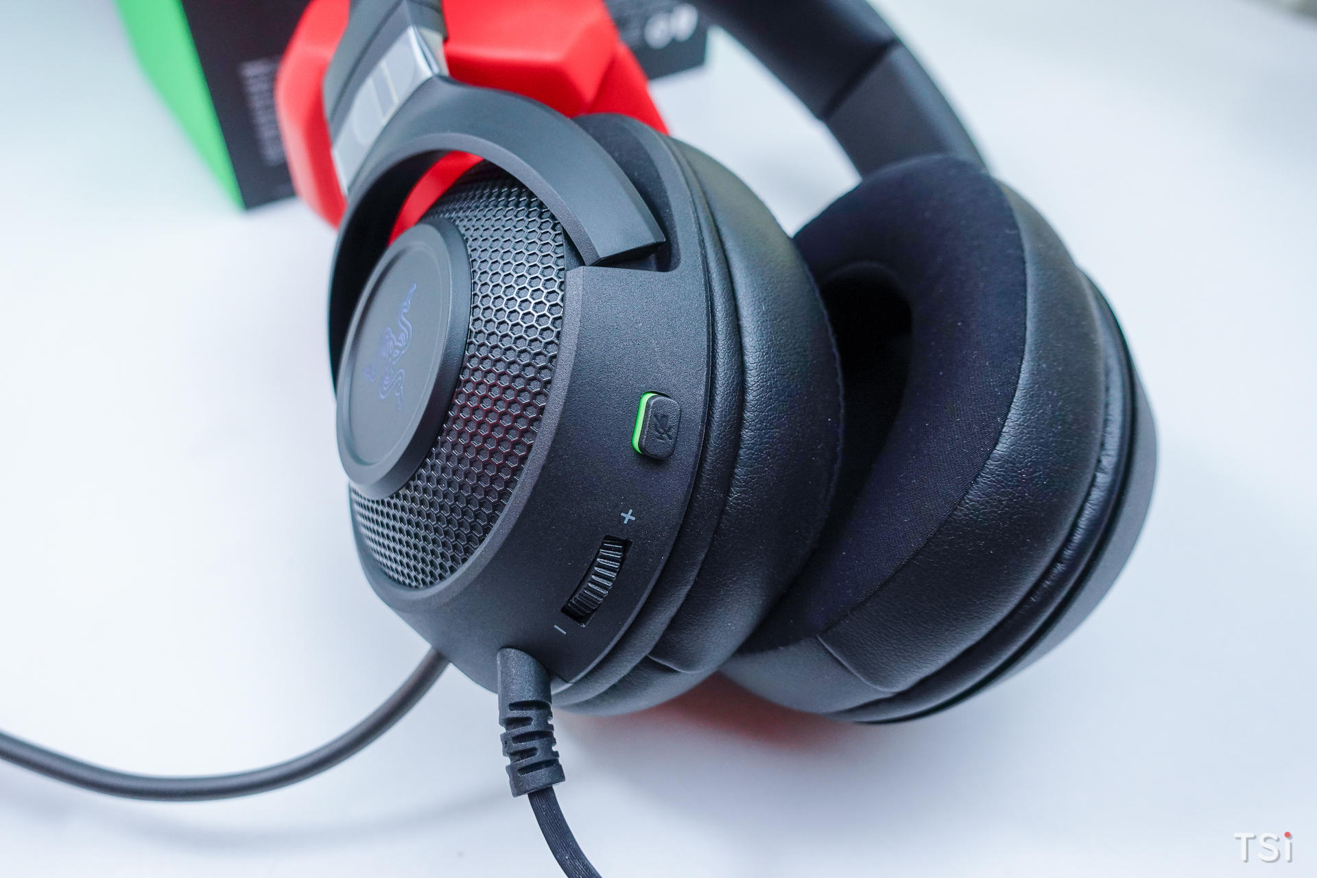 Đánh giá tai nghe Razer Kraken V3 X: nhẹ, phù hợp cho game thủ