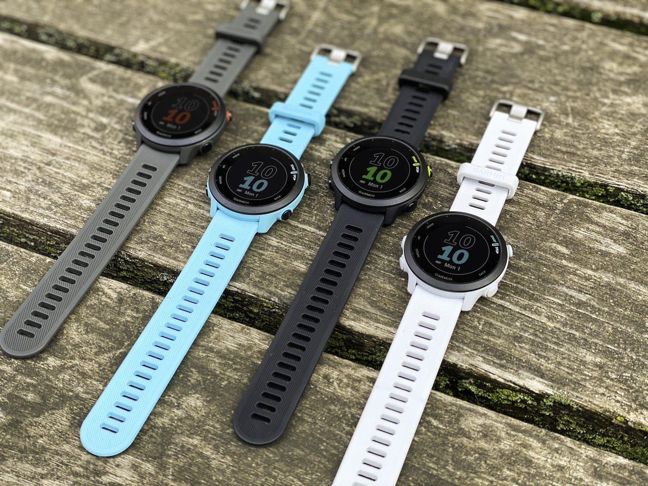 Garmin GPS Forerunner 55 ra mắt giá 5 triệu đồng Garmin GPS Forerunner 55 ra mắt, giá 5 triệu đồng