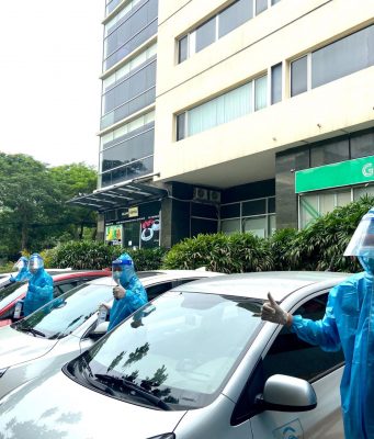 Grab Việt Nam triển khai đội xe phục vụ y tế, hỗ trợ công tác phòng chống dịch Covid-19 tại Hà Nội