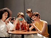 Mạng 5G và xu hướng nghề nghiệp tại Việt Nam sau thời kì COVID-19 Mạng 5G và Việt Nam sau thời kỳ đại dịch COVID-19