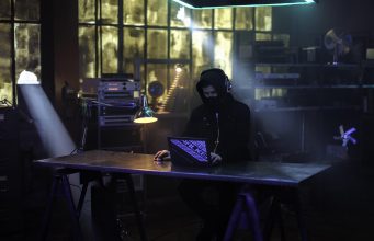 ROG công bố phiên bản đặc biệt Zephyrus G14 Alan Walker