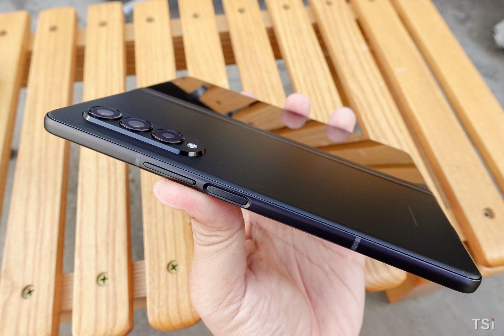 Trải nghiệm nhanh bộ đôi Galaxy Z Fold3 và Z Flip3 Trải nghiệm nhanh Galaxy Z Fold3