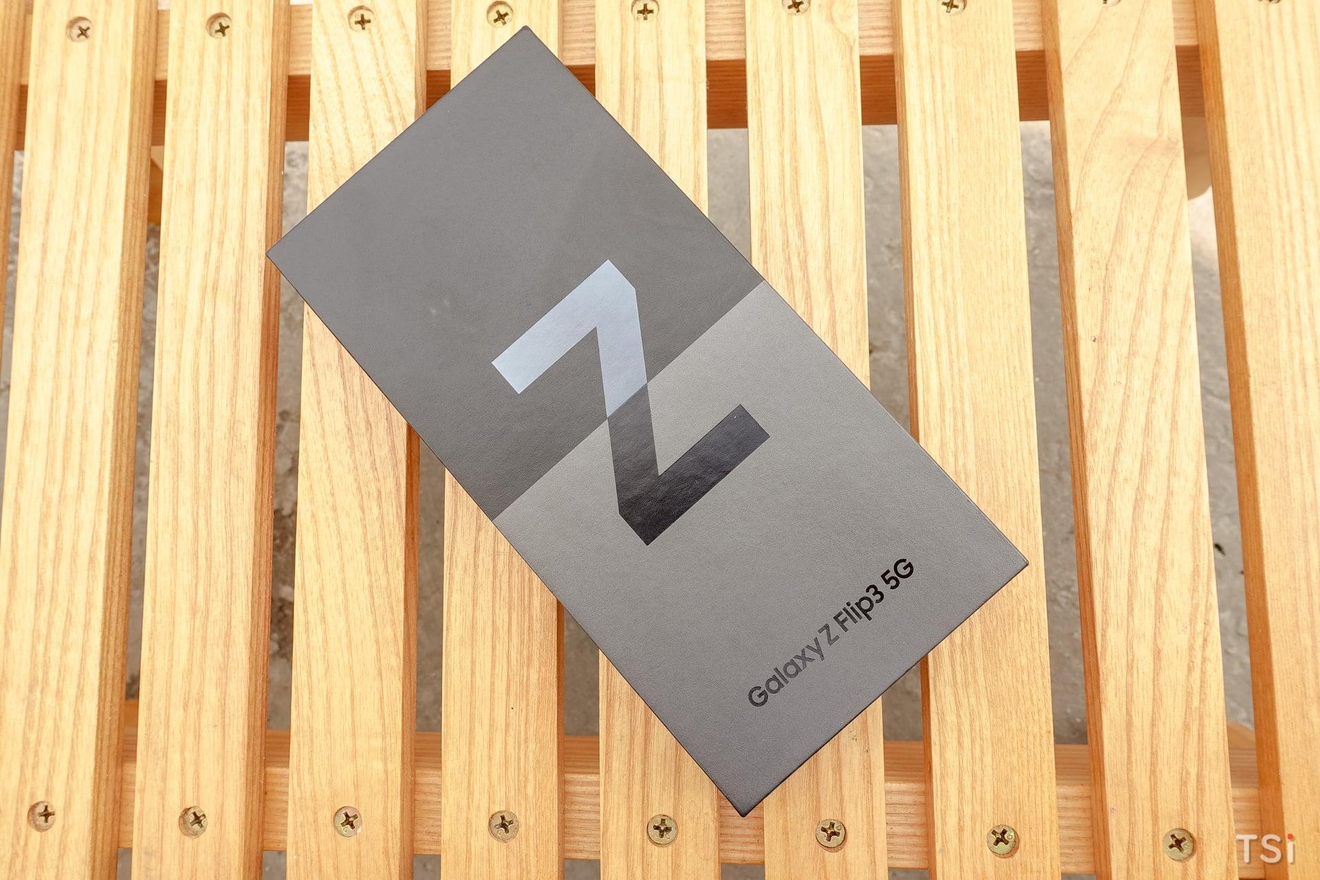 Trải nghiệm nhanh bộ đôi Galaxy Z Fold3 và Z Flip3 Trải nghiệm nhanh Galaxy Z Flip3
