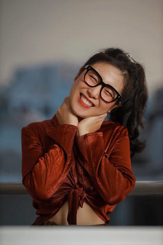 Lấy cảm hứng từ Tết Trung Thu, Gen Z của Tinder gợi ý cách gây thương nhớ như vầng trăng tròn vành vạnh
