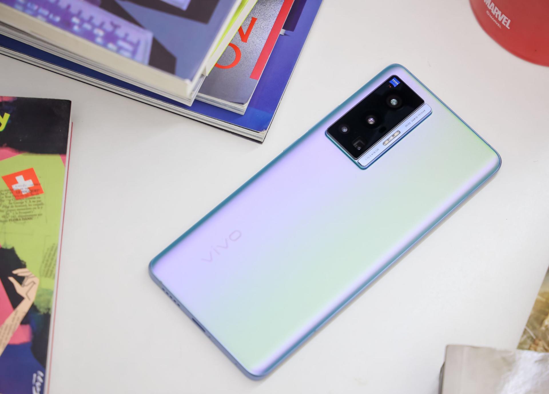 vivo khuấy động thị trường smartphone với flagship X70 Pro 