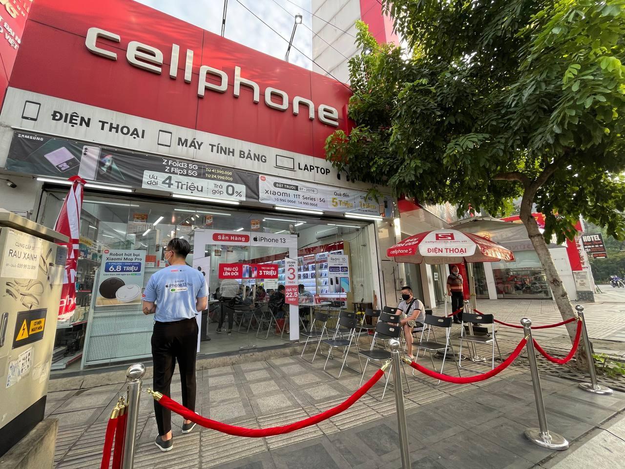 CellphoneS mở bán iPhone 13 chính hãng tại thị trường Việt Nam