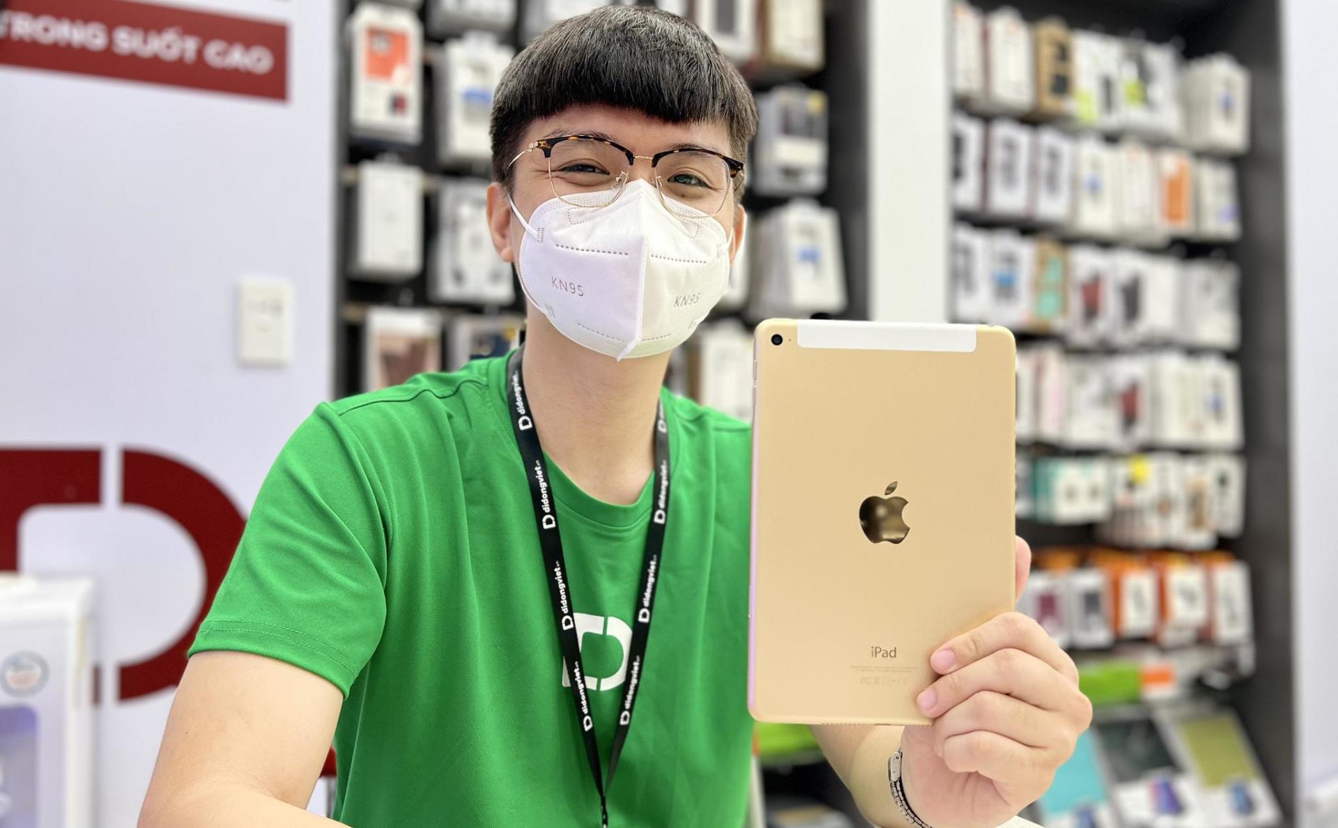 Nhiều dòng iPad cũ giảm giá hàng loạt, chỉ còn dưới 6 triệu Nhiều dòng iPad cũ giảm giá hàng loạt, chỉ còn dưới 6 triệu