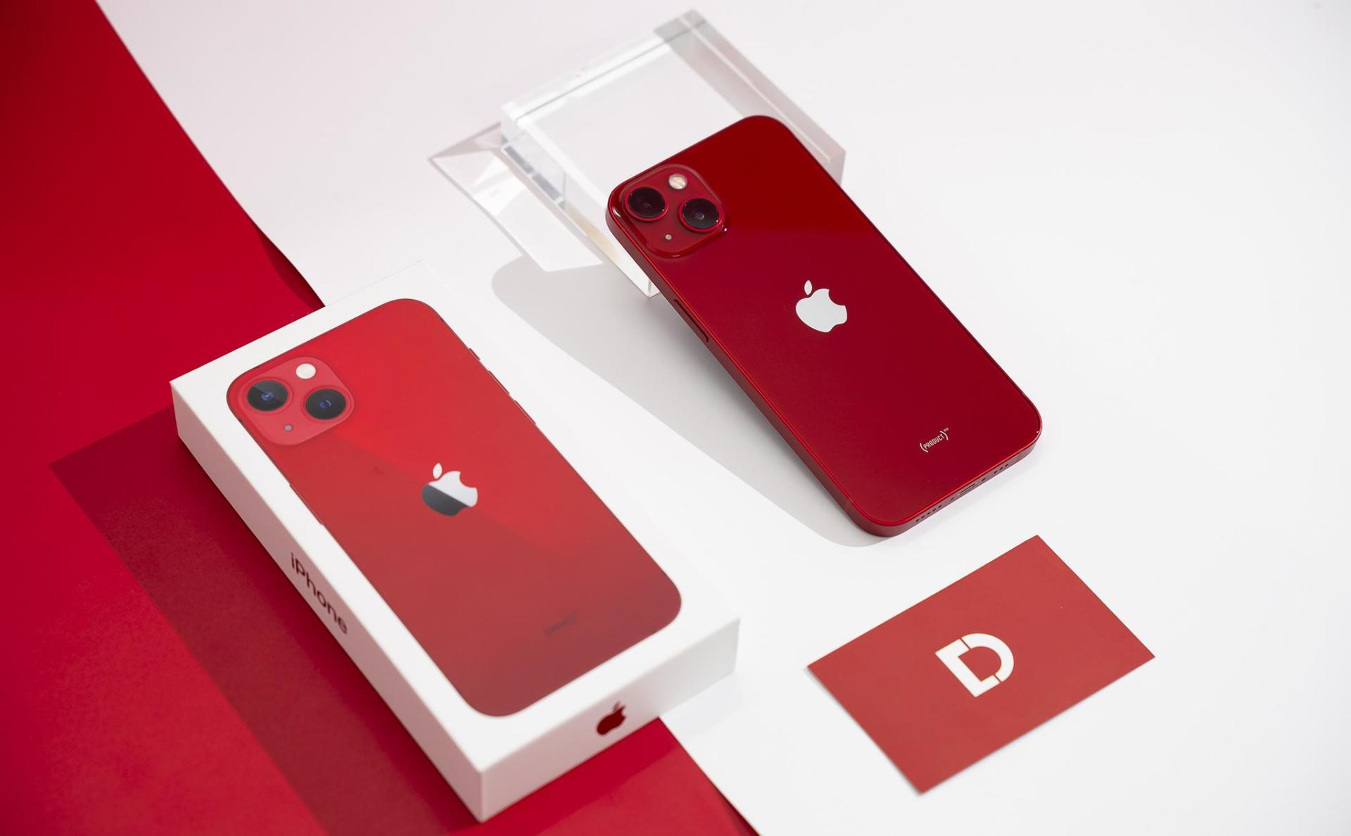 Sau 1 tuần 'cháy hàng', iPhone 13 Pro, 13 Pro Max đã được 'bơm' đủ kho Di Động Việt Sau 1 tuần 'cháy hàng', iPhone 13 Pro, 13 Pro Max đã được 'bơm' đủ kho Di Động Việt