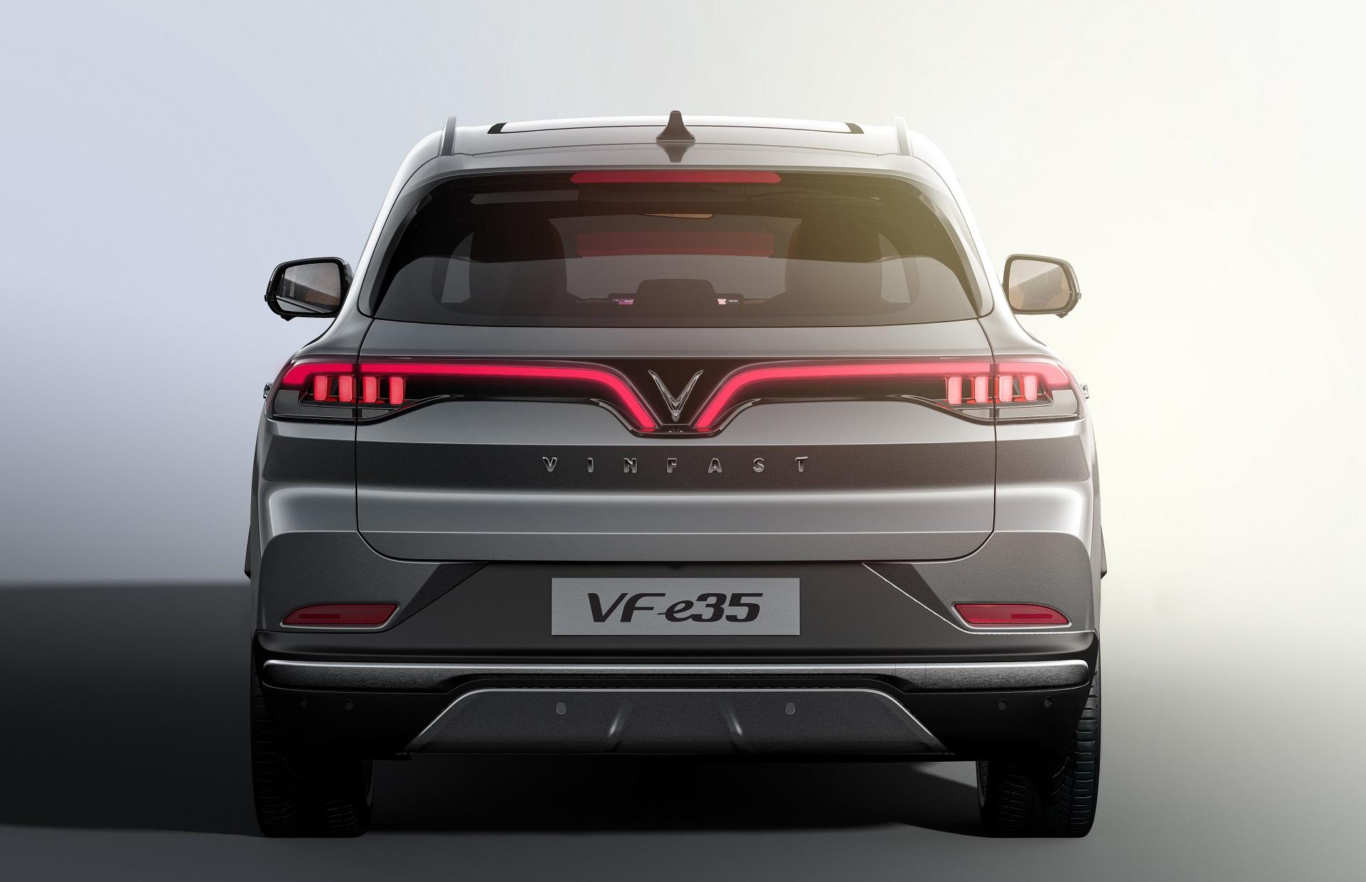 VinFast công bố 2 mẫu xe điện mới tại Los Angeles Auto Show 2021 