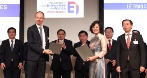 VinFast và EDF hợp tác lắp đặt trạm sạc điện tại Pháp