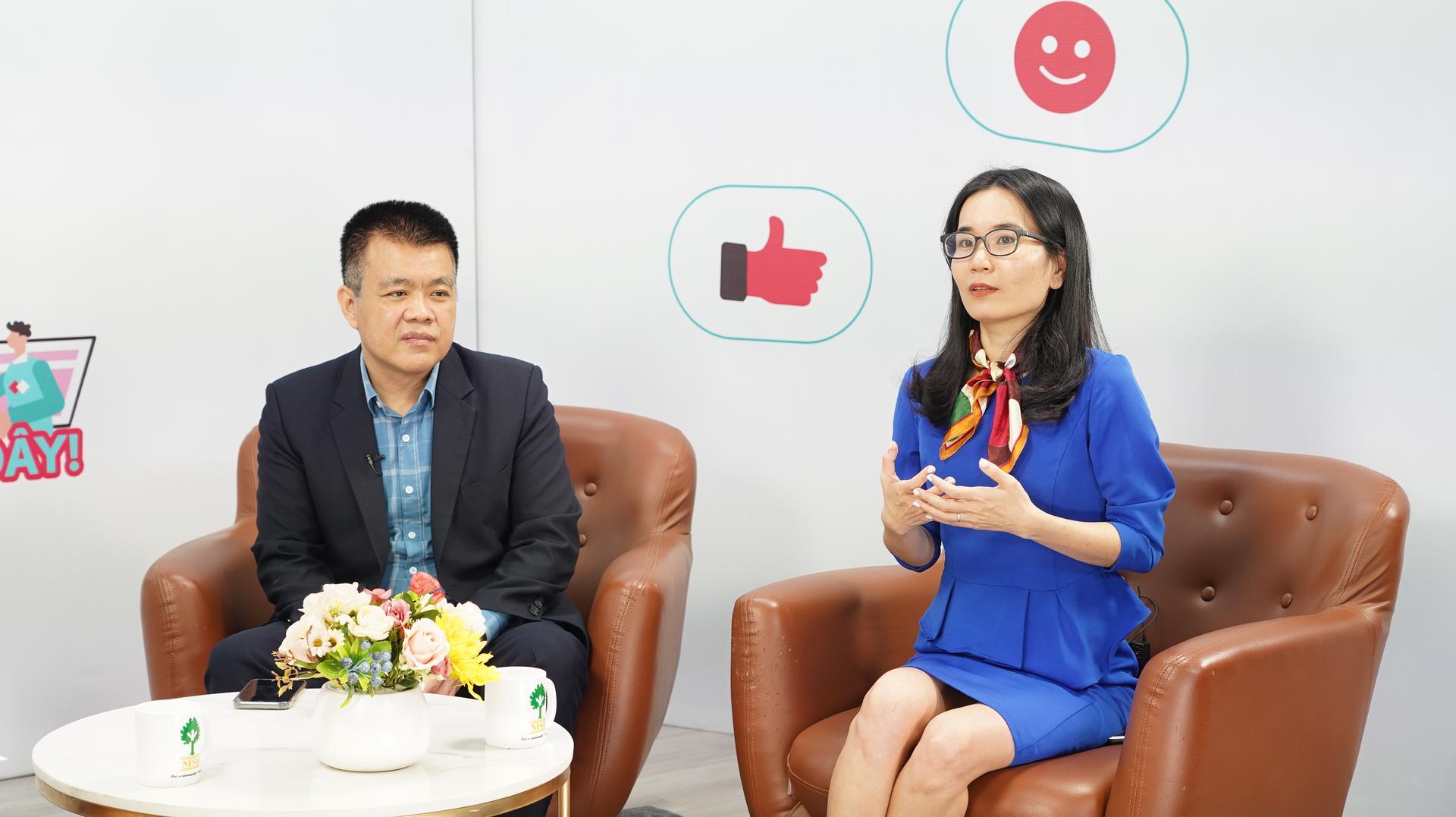 TikTok trực tiếp phát sóng 'Con an toàn cha mẹ ở ngay đây!' TikTok trực tiếp phát sóng 'Con an toàn cha mẹ ở ngay đây!'