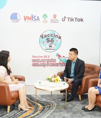 TikTok trực tiếp phát sóng 'Con an toàn cha mẹ ở ngay đây!'