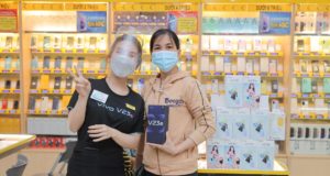 Cận cảnh loạt máy vivo V23e đầu tiên đến tay người dùng Việt