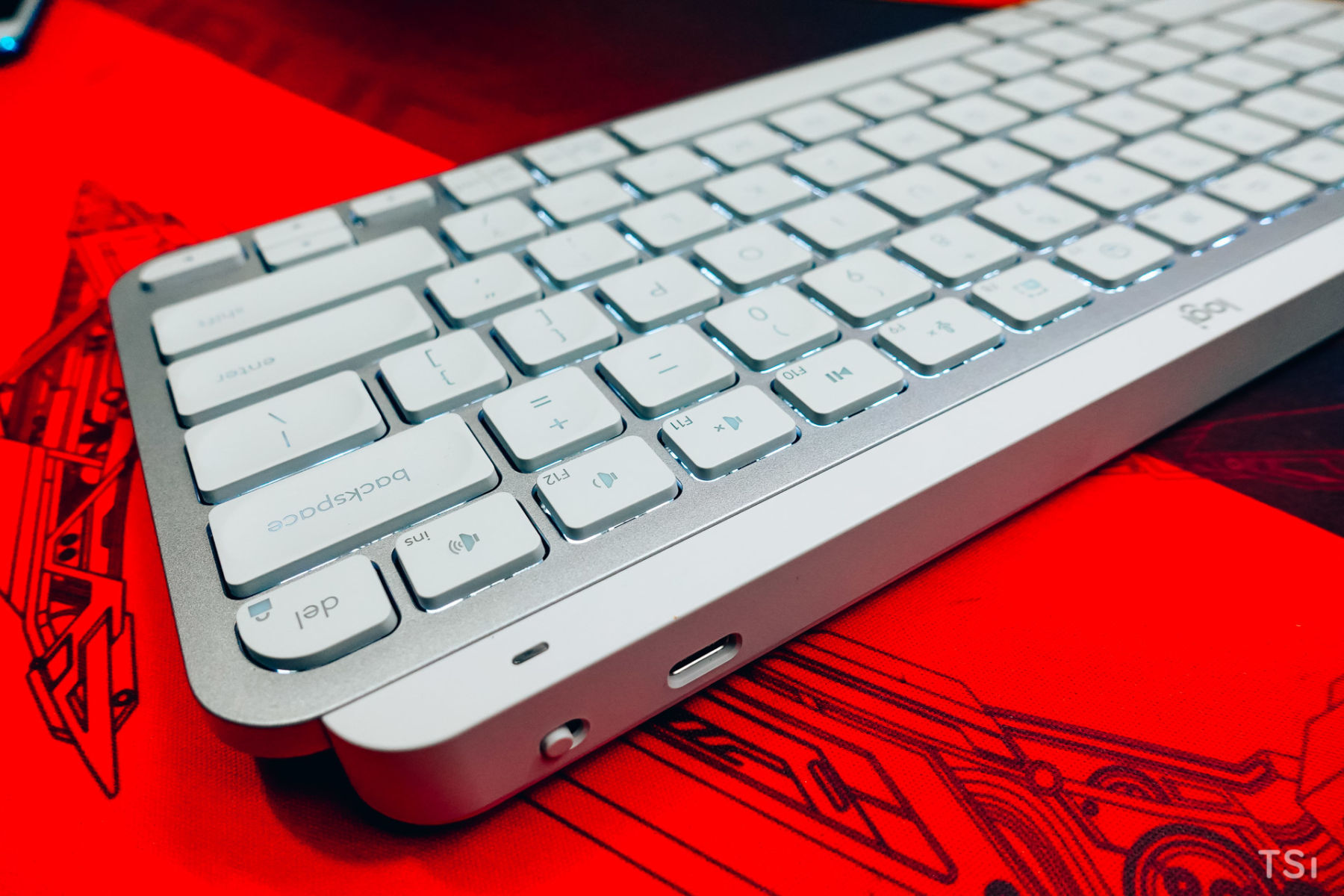 Logitech MX Keys Mini: bàn phím không dây nhỏ gọn cho nhà sáng tạo