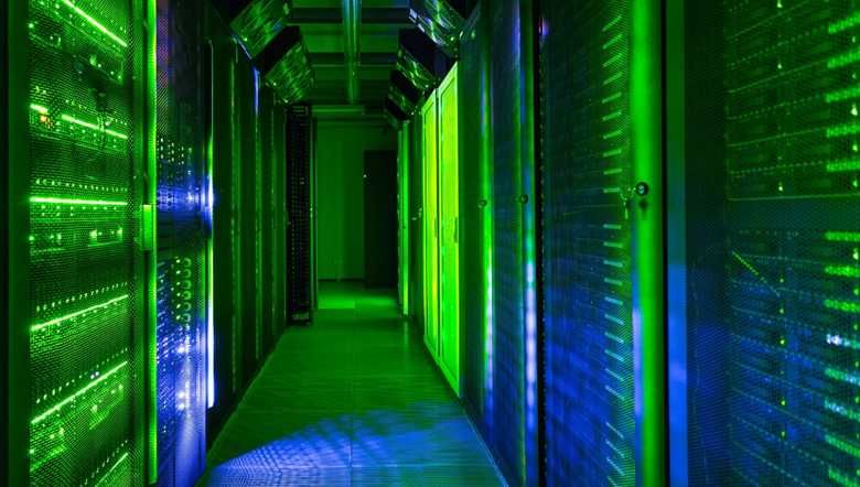 Schneider Electric và HDL hợp tác đẩy mạnh cung cấp giải pháp trung tâm dữ liệu cho ngành ngân hàng Việt Nam
